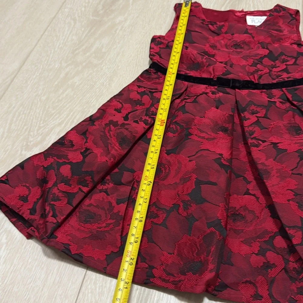✨The Children’s Place 4T Black And Red Floral Dress